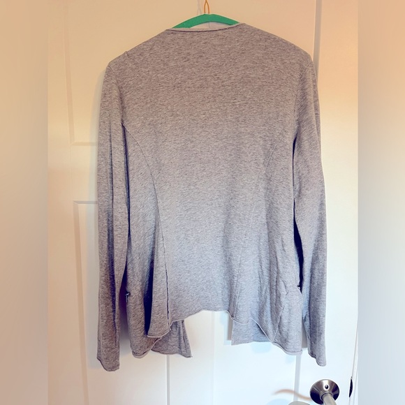 Tommy Bahama Grey Jacket. Women’s size Small Petite. - Picture 2 of 3